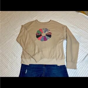 Khaki sweatshirt with vintage Dresden plate quilt block appliqué